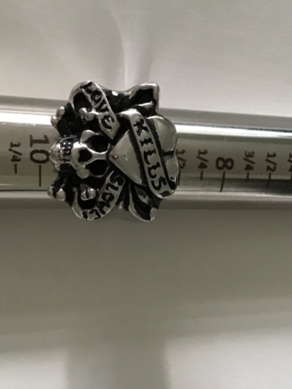 Ed Hardy ring 9 3/4 - Picture 7 of 7